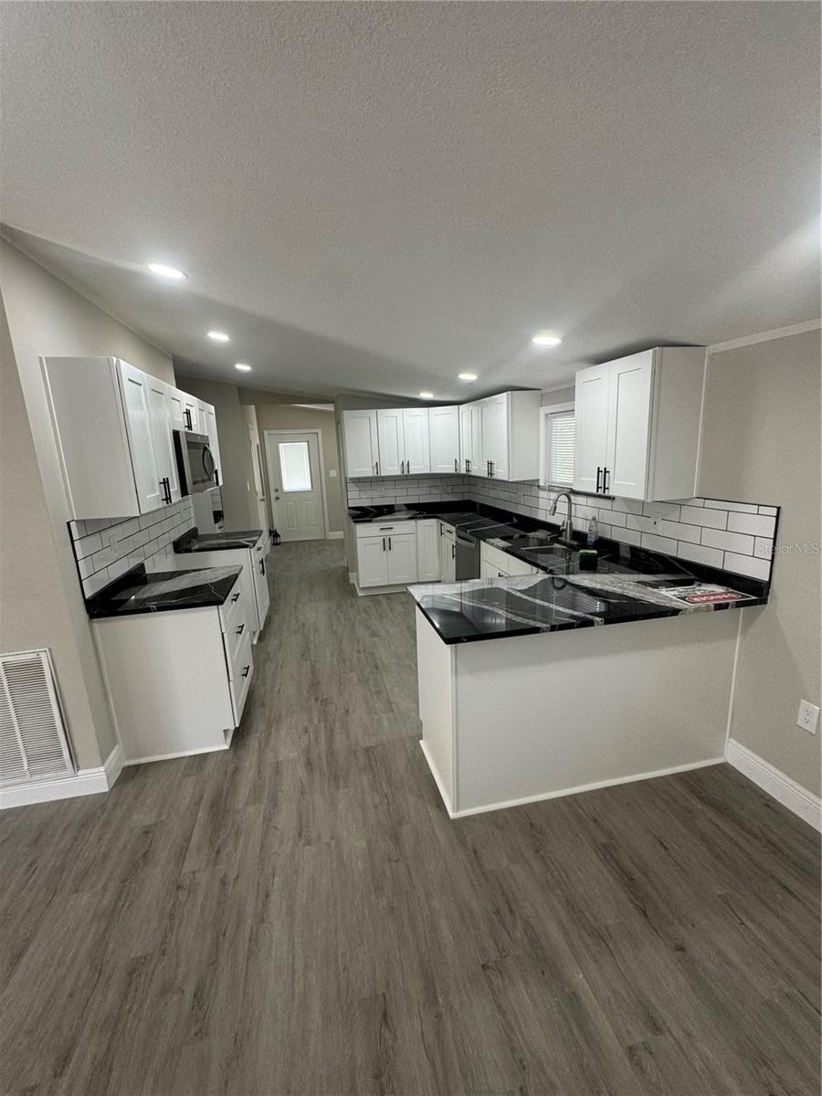 UNPLATTED - Residential Lease