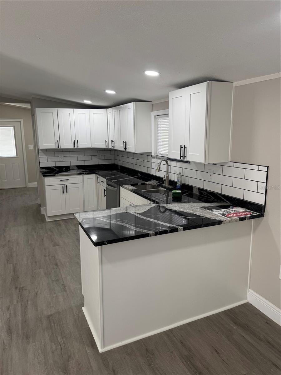 UNPLATTED - Residential Lease