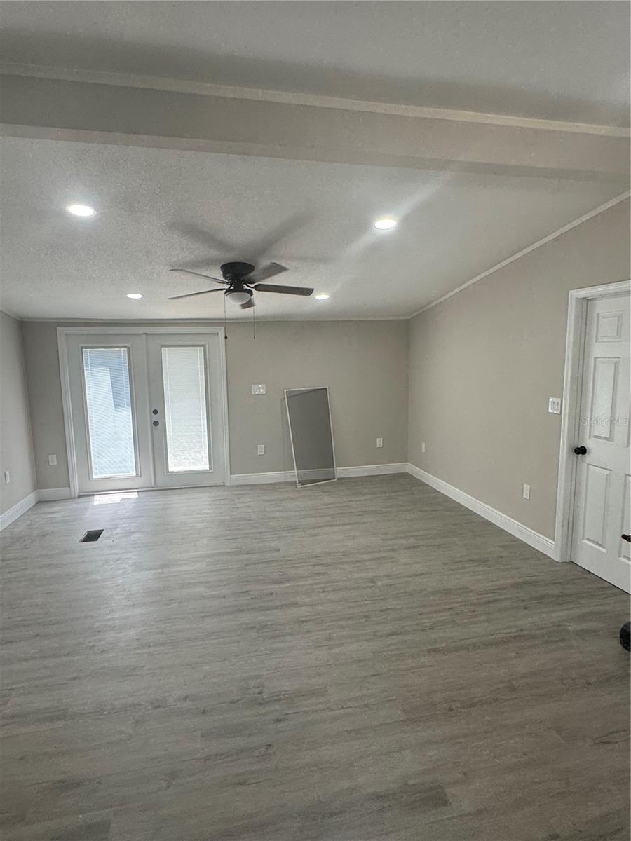 UNPLATTED - Residential Lease