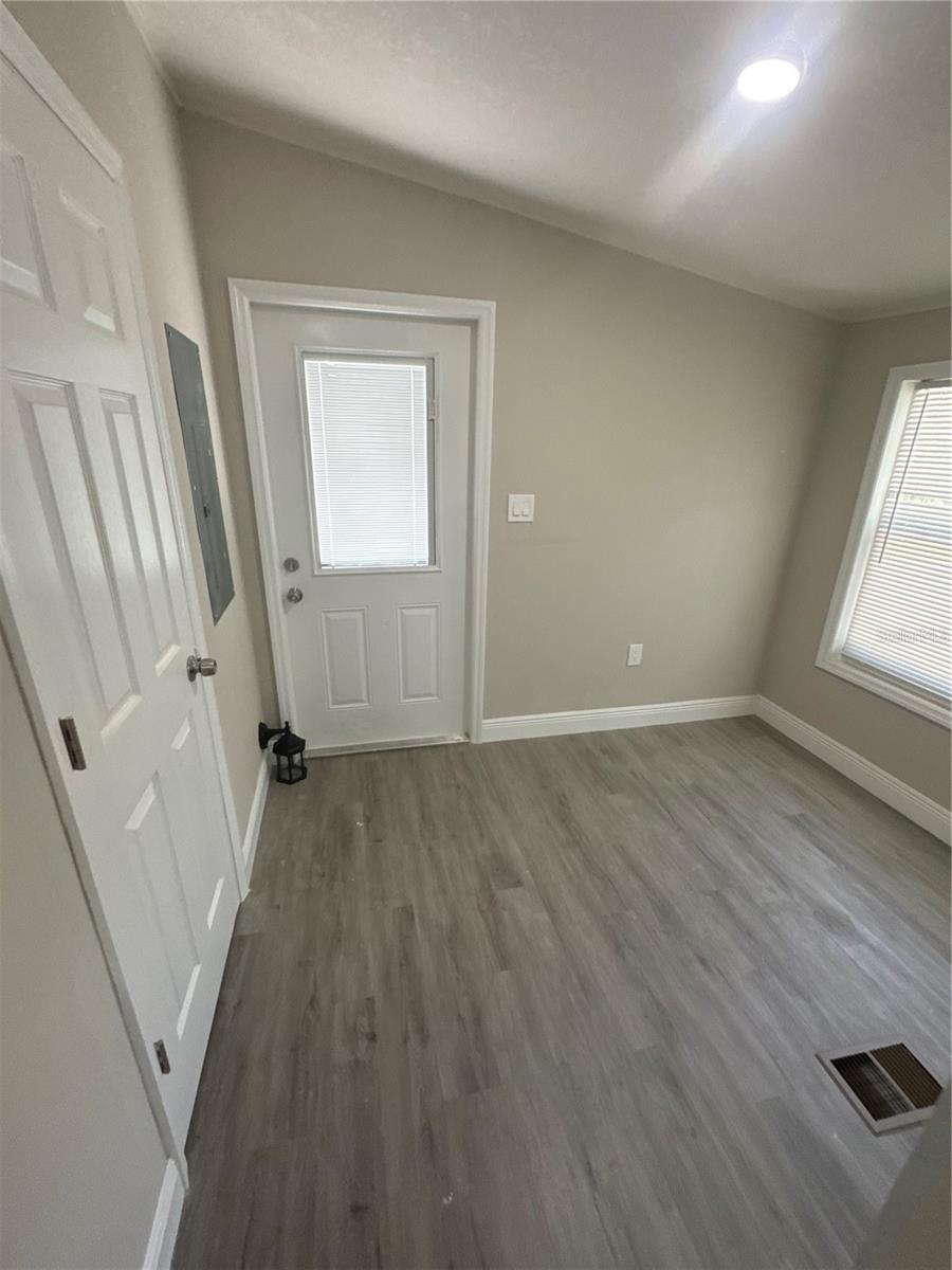 UNPLATTED - Residential Lease