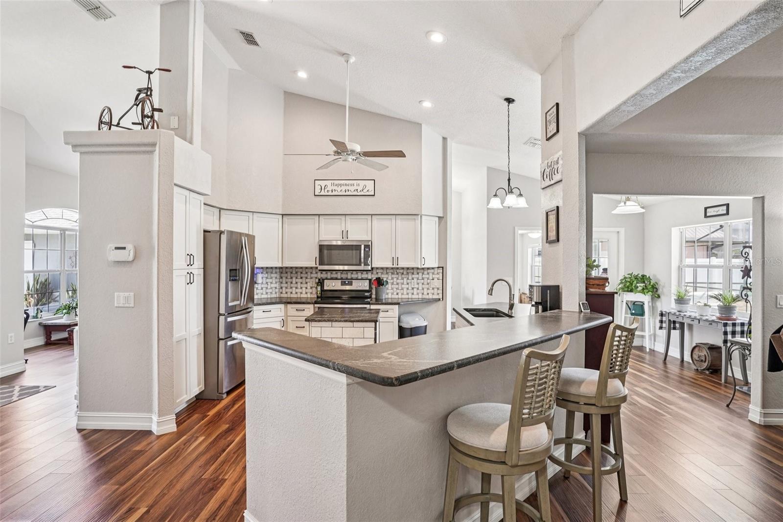 FAIRWAYS AT ROLLING HILLS 1STADDITION - Residential