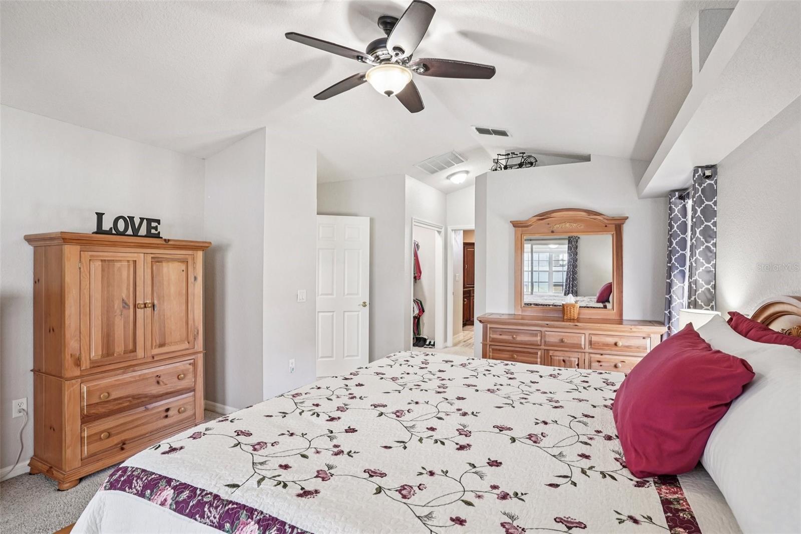 FAIRWAYS AT ROLLING HILLS 1STADDITION - Residential