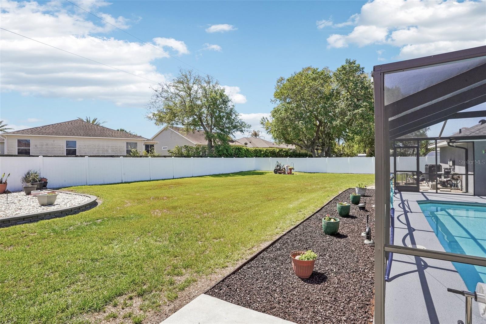 FAIRWAYS AT ROLLING HILLS 1STADDITION - Residential