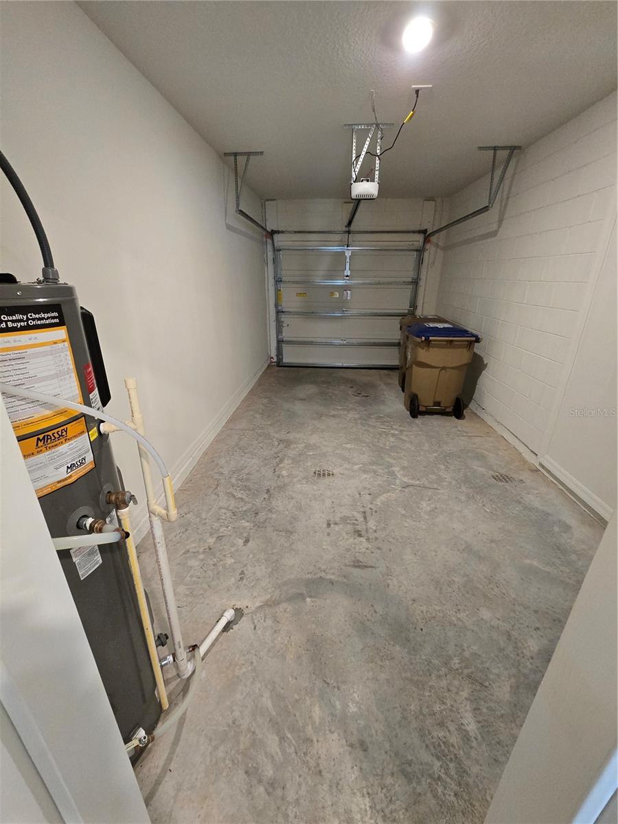 BELLAVIVA PH 4 - Residential Lease