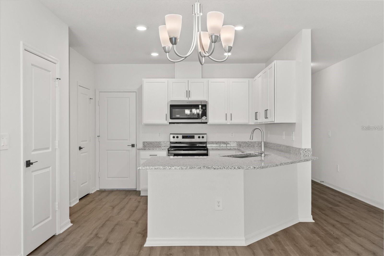 BELLAVIVA PH 4 - Residential Lease