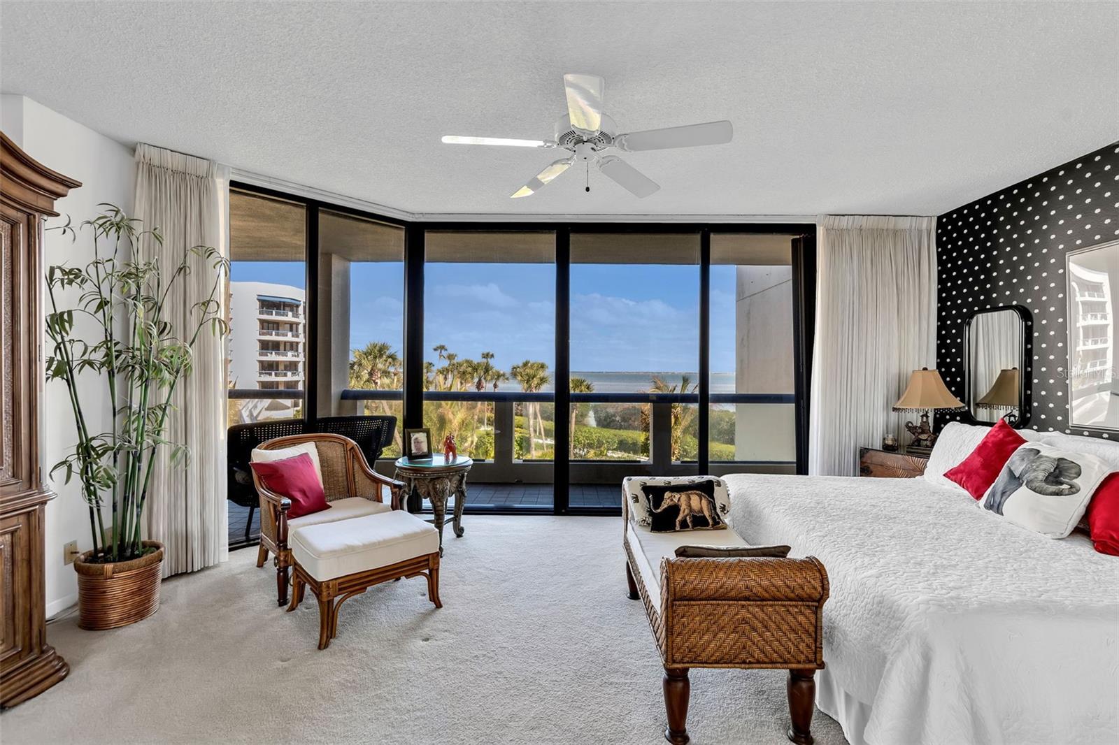 FAIRWAY BAY - Residential