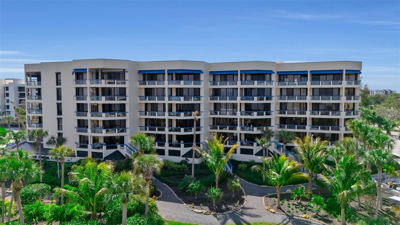 2110 HARBOURSIDE DRIVE 523