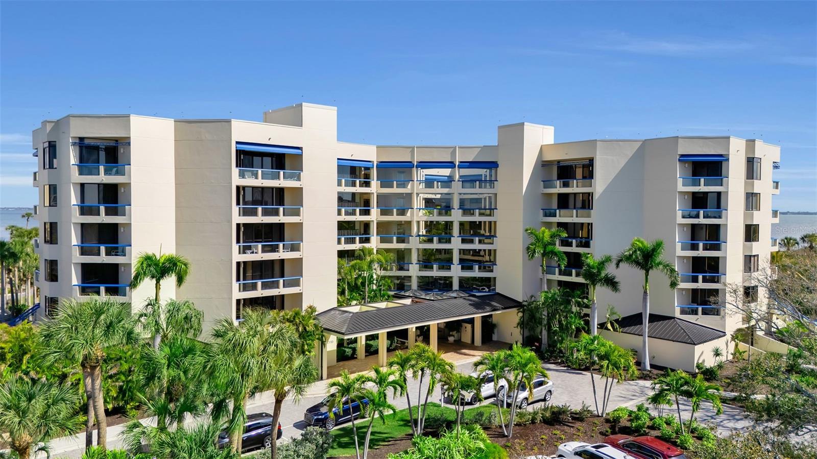 FAIRWAY BAY - Residential