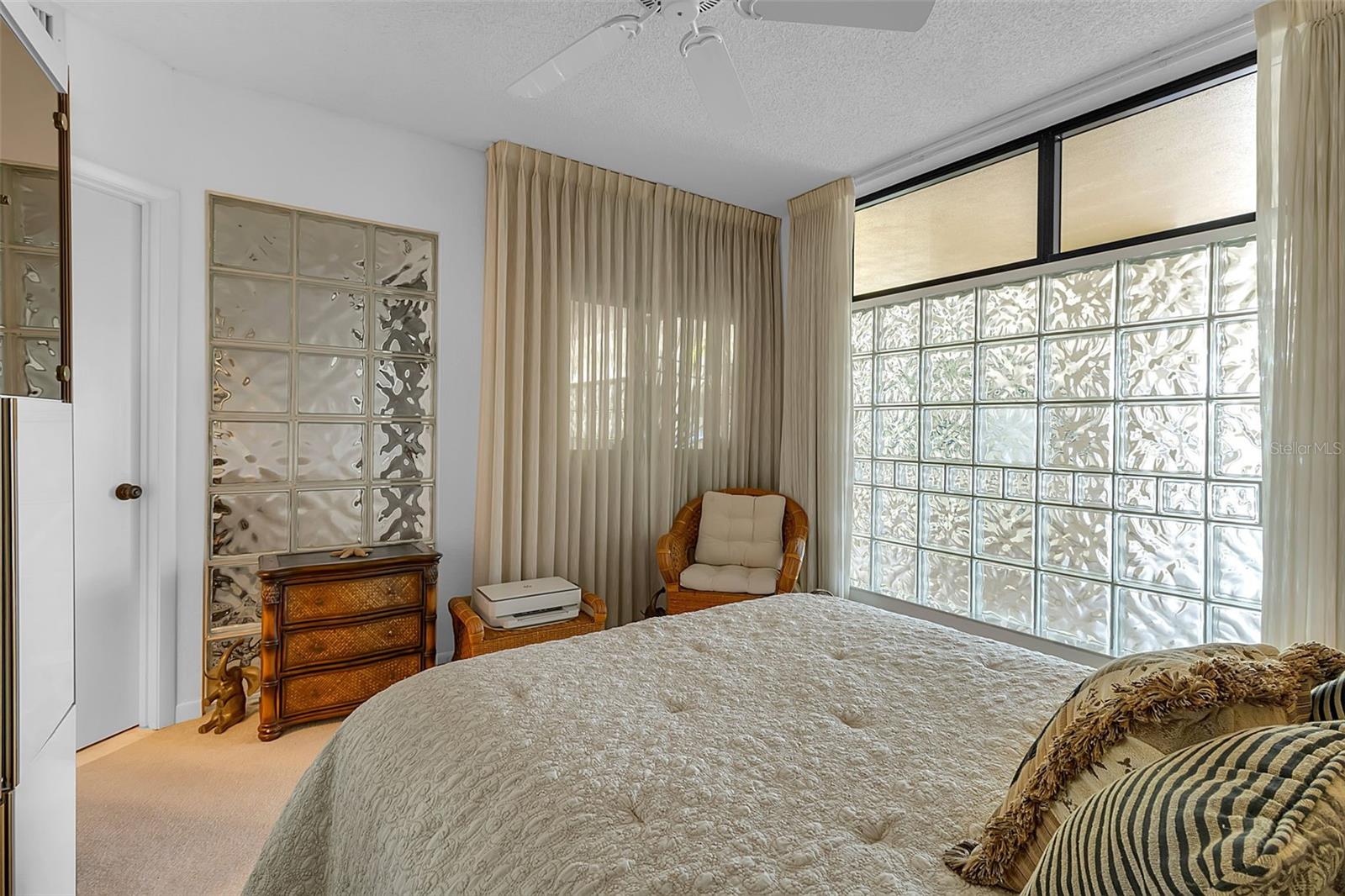 FAIRWAY BAY - Residential