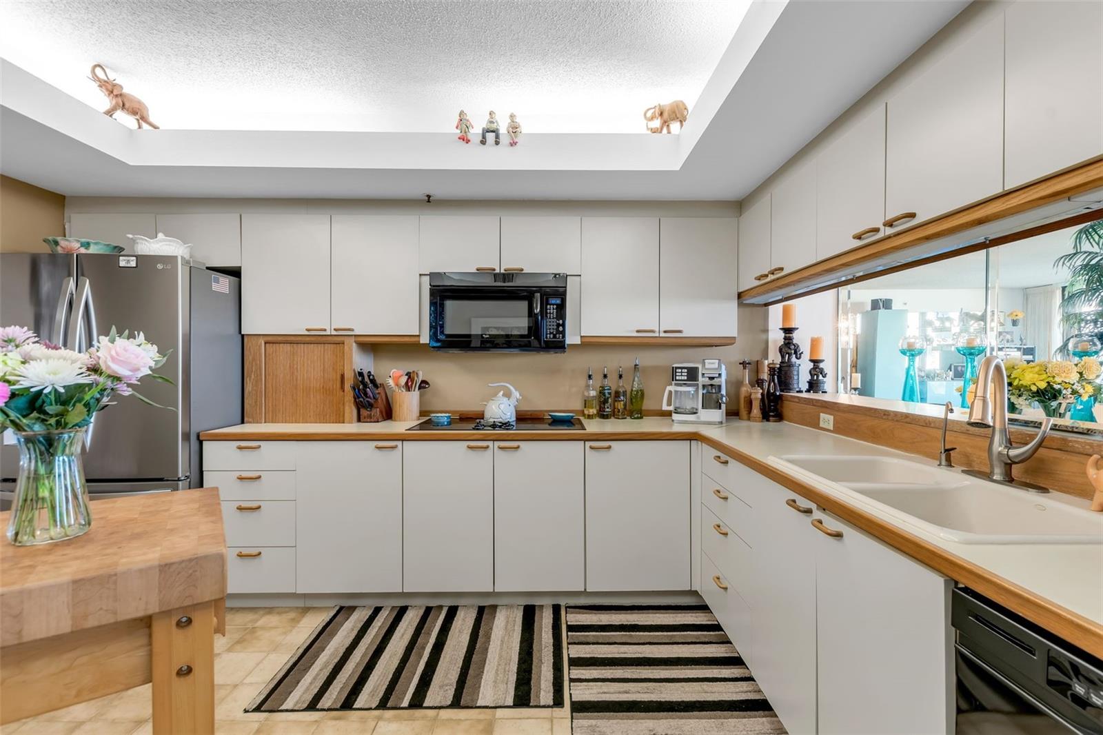 FAIRWAY BAY - Residential