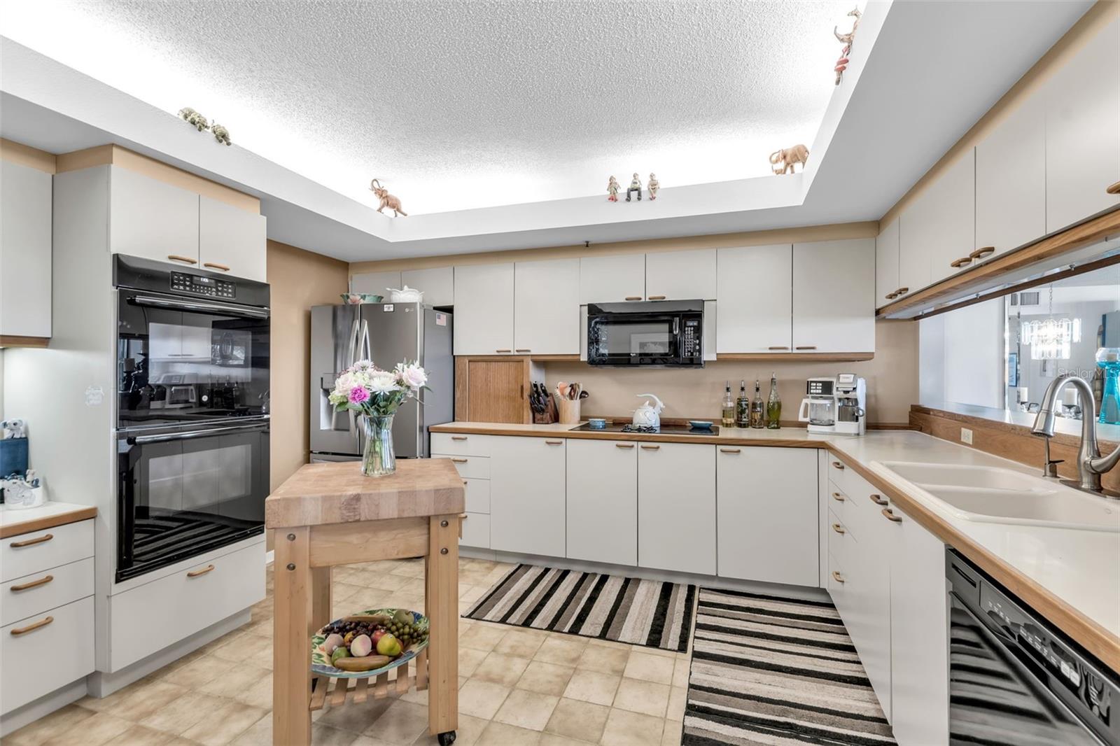 FAIRWAY BAY - Residential