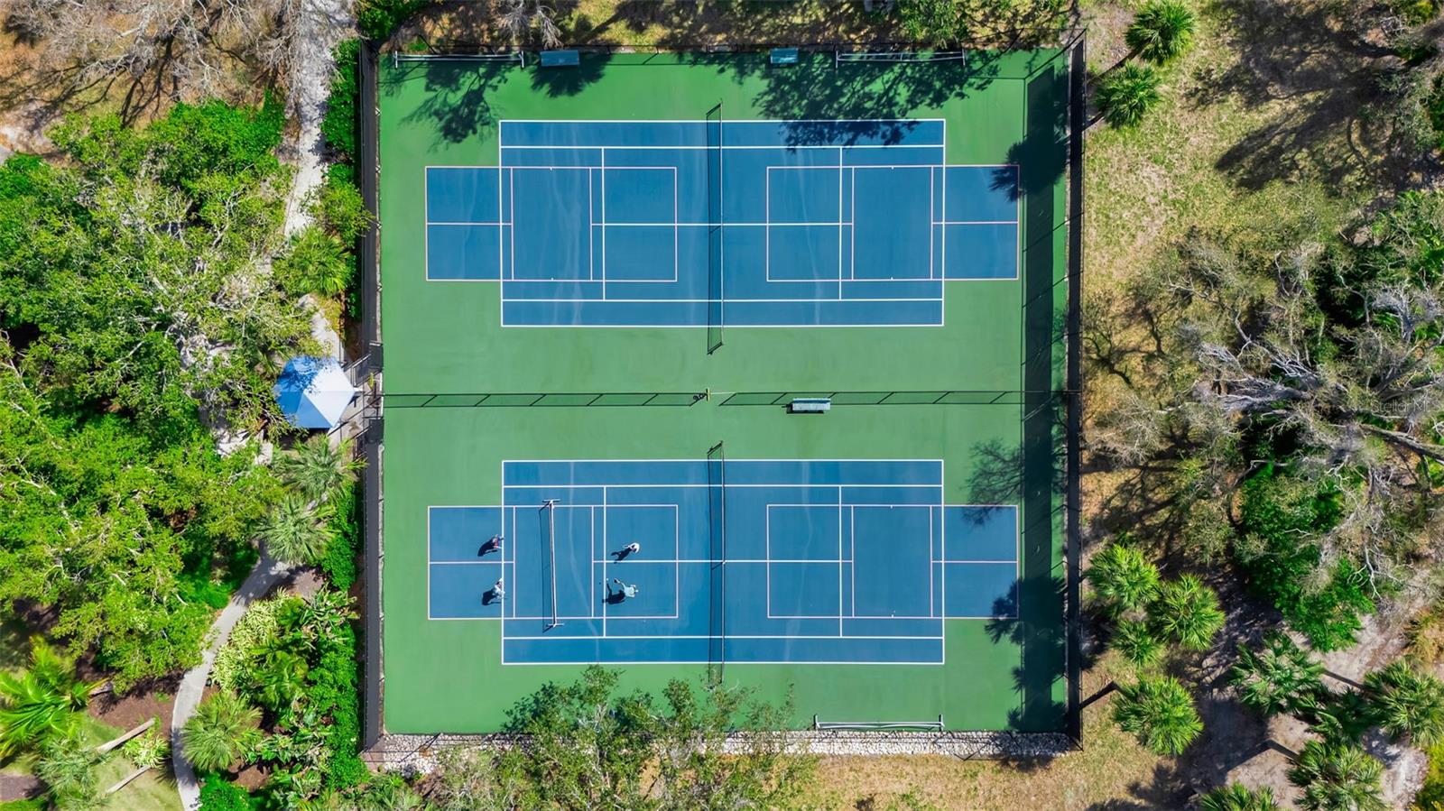 FAIRWAY BAY - Residential