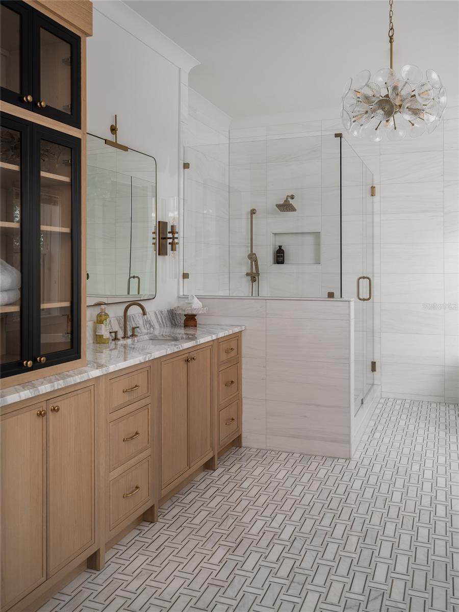 SUNSET PARK - Residential