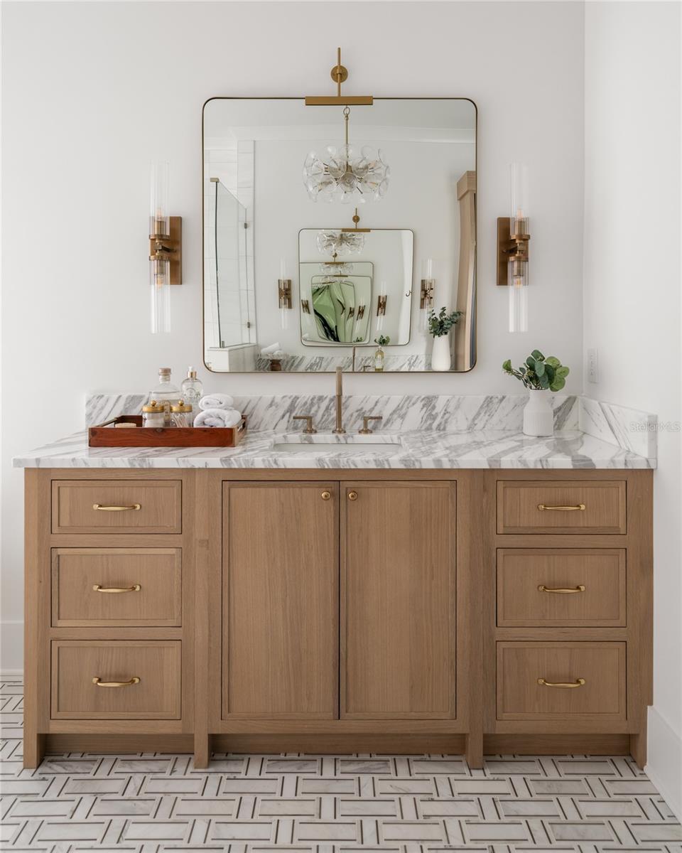 SUNSET PARK - Residential