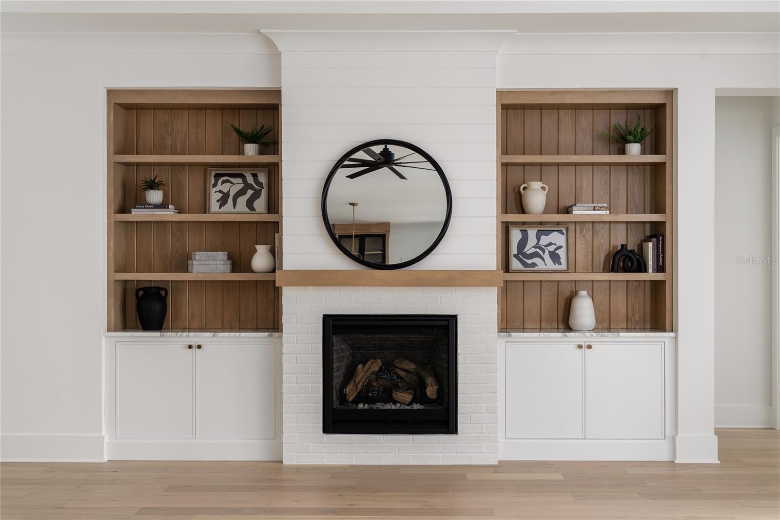 SUNSET PARK - Residential