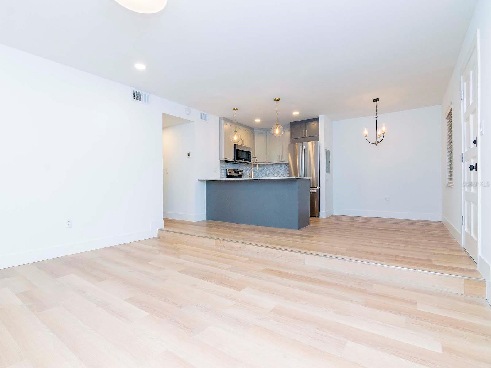 SIENA VILLAS AT BEACH PARK A C - Residential Lease