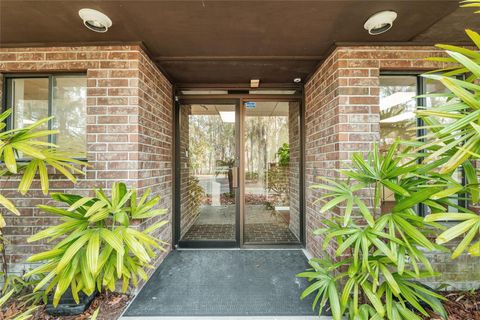 Tiny photo for 2750 SE 17th Street, Ocala, FL 34471 (MLS # OM716282)