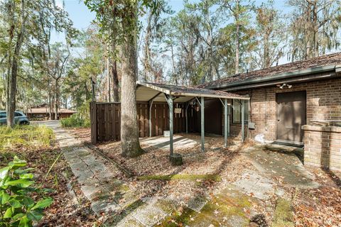 Tiny photo for 2750 SE 17th Street, Ocala, FL 34471 (MLS # OM716282)