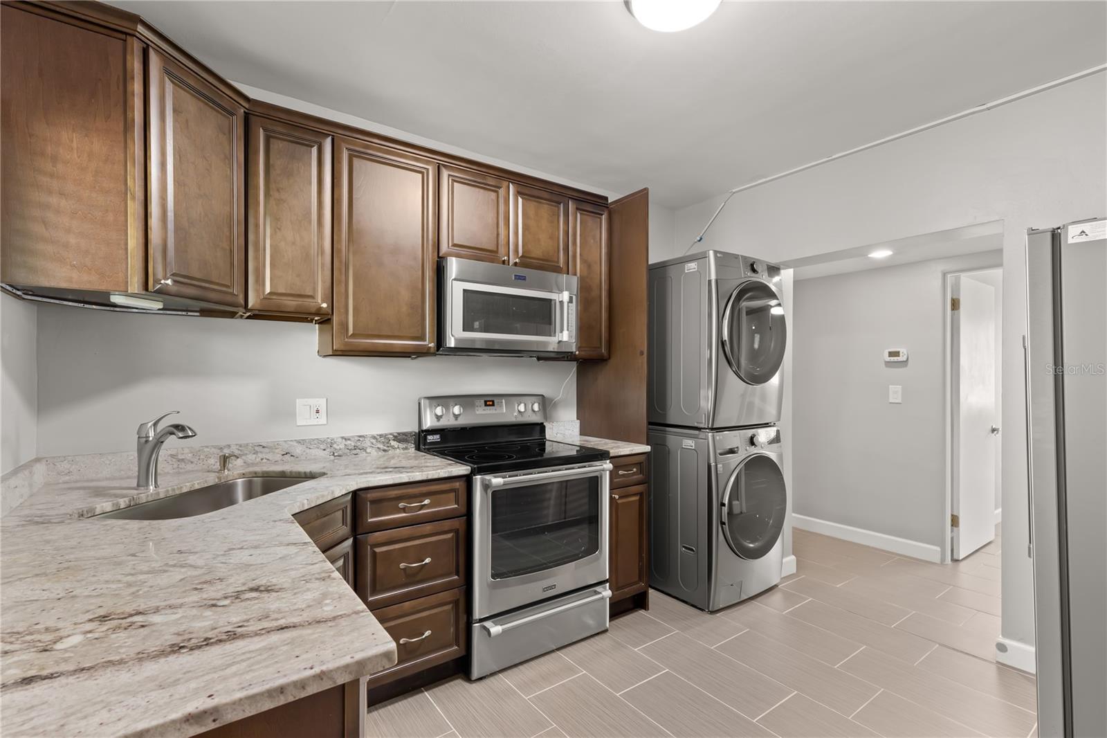 DUNBAR THE CONDO - Residential Lease