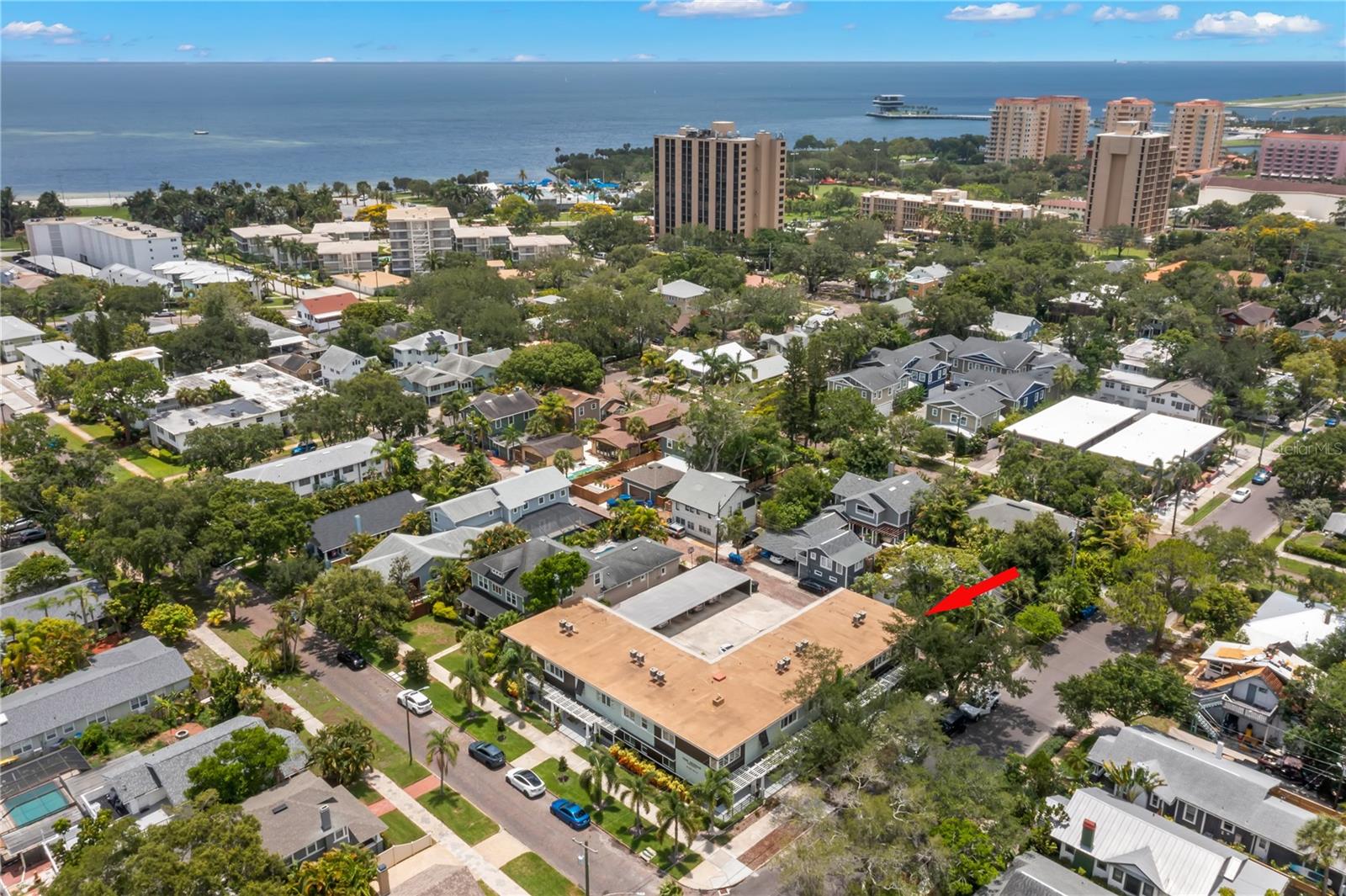 DUNBAR THE CONDO - Residential Lease