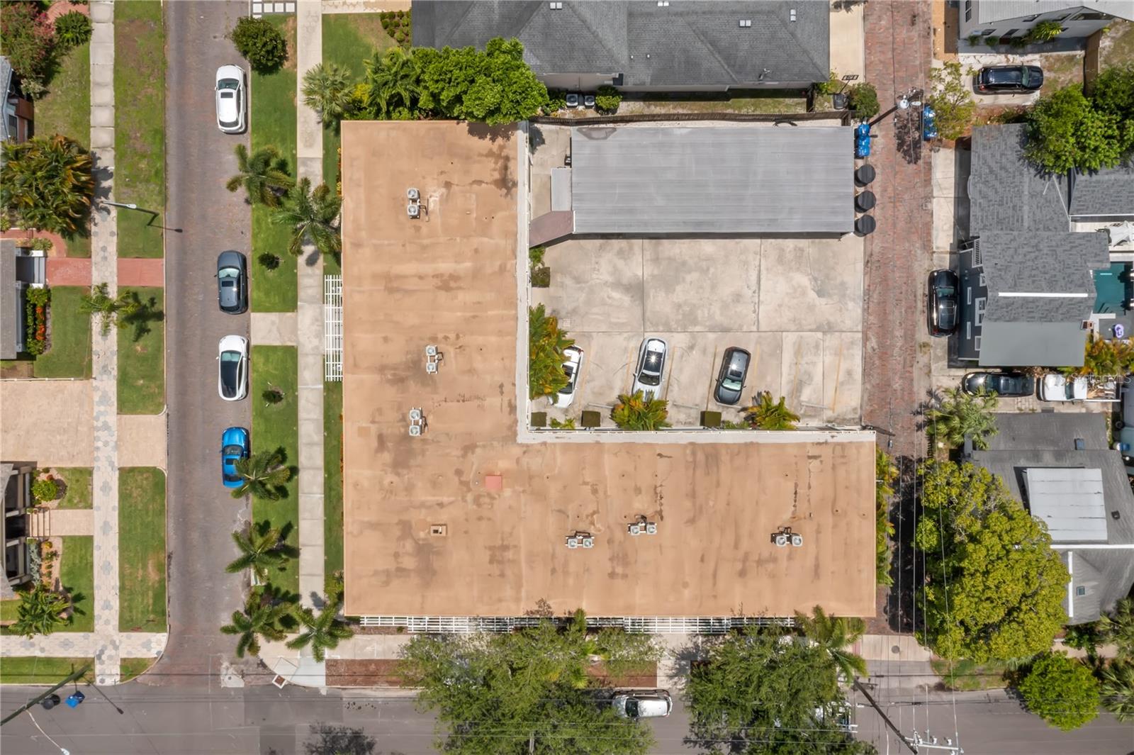 DUNBAR THE CONDO - Residential Lease