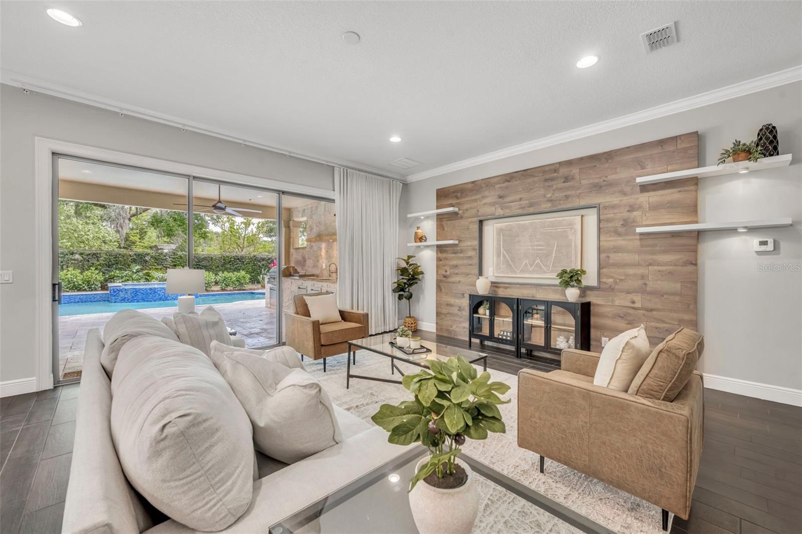 WINDSONG-KNOWLES PLACE - Residential