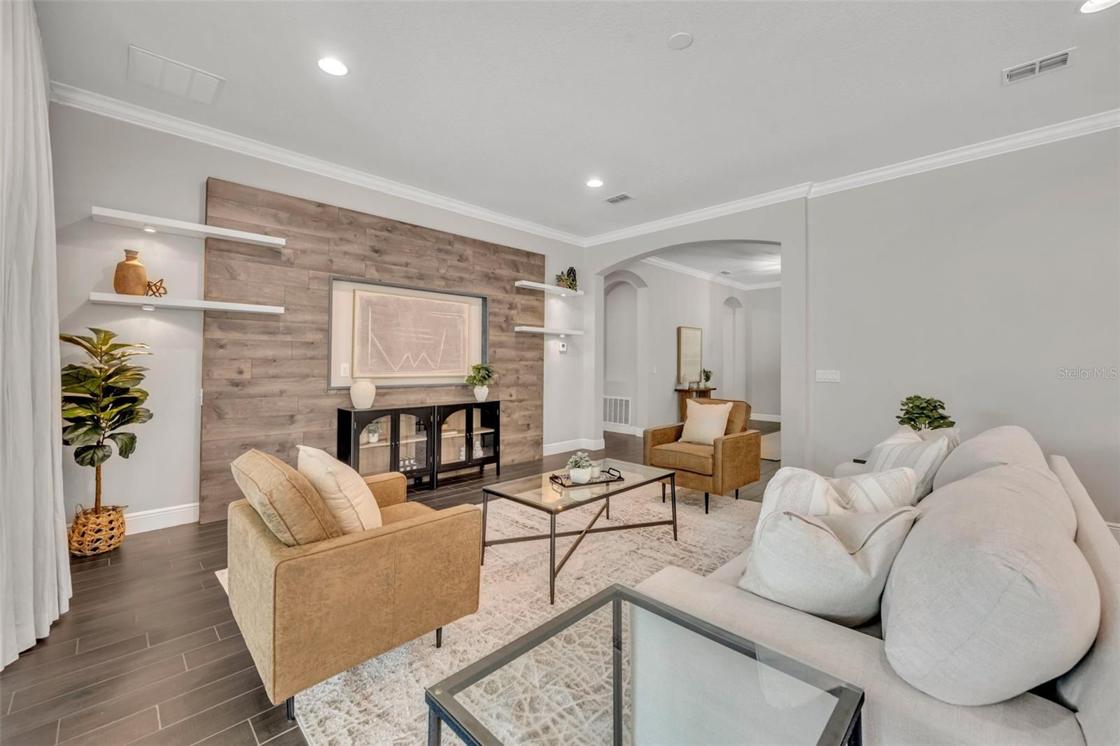 WINDSONG-KNOWLES PLACE - Residential