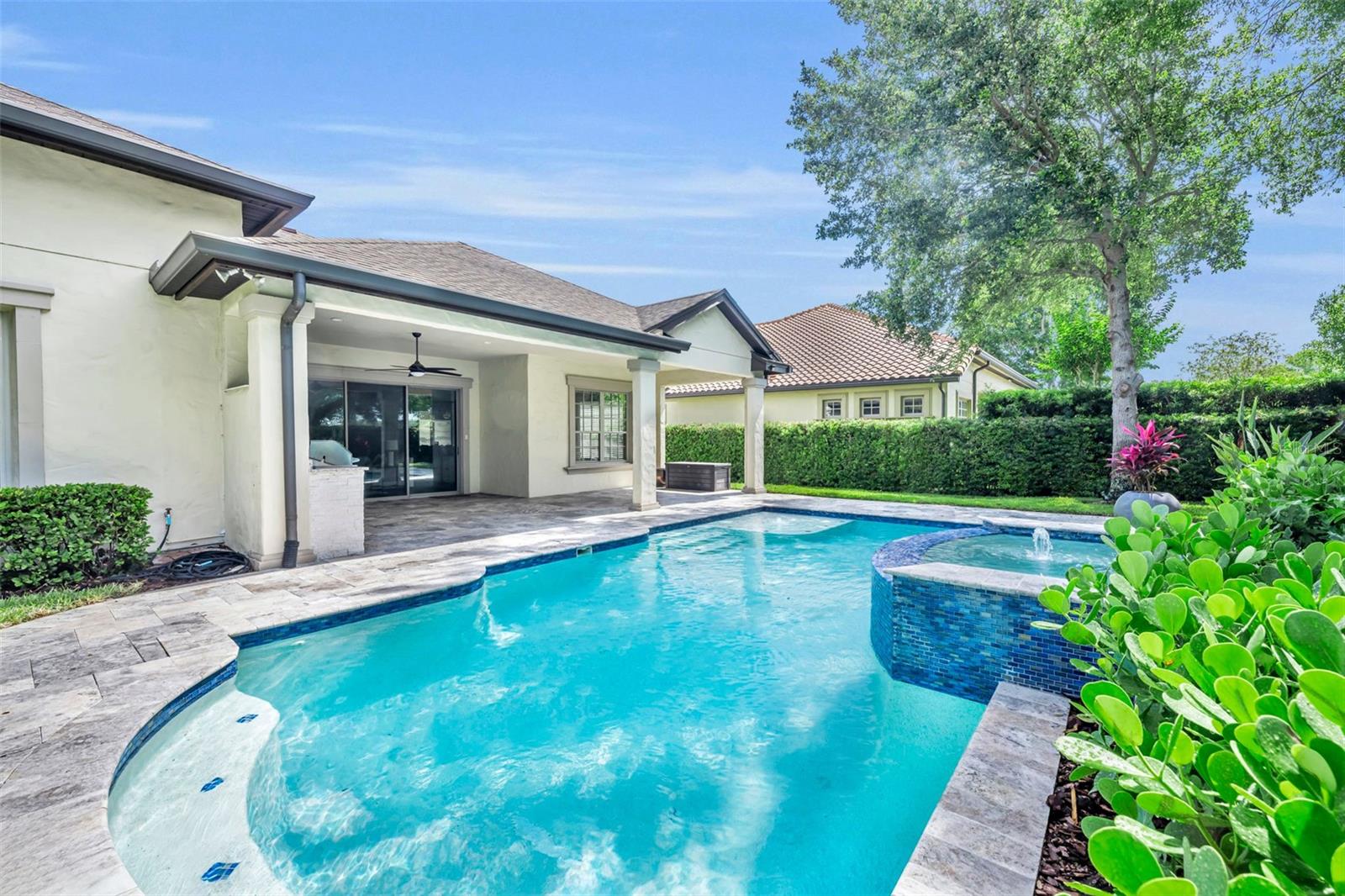 WINDSONG-KNOWLES PLACE - Residential