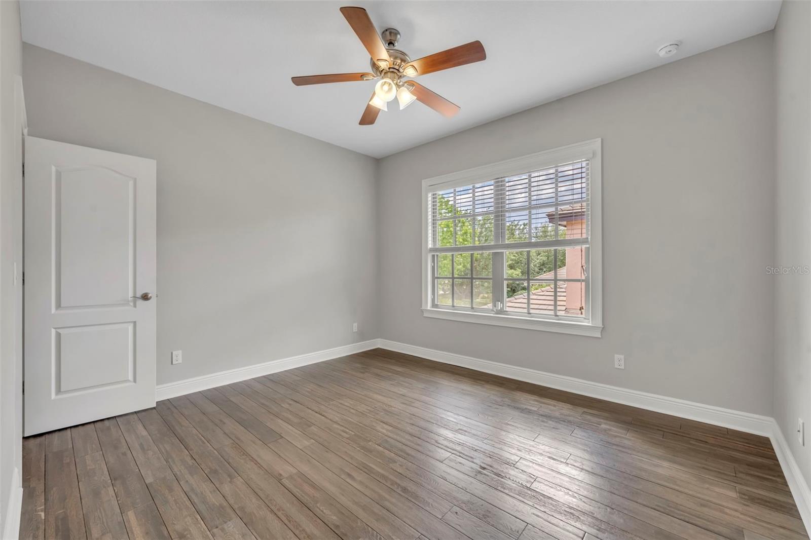 WINDSONG-KNOWLES PLACE - Residential