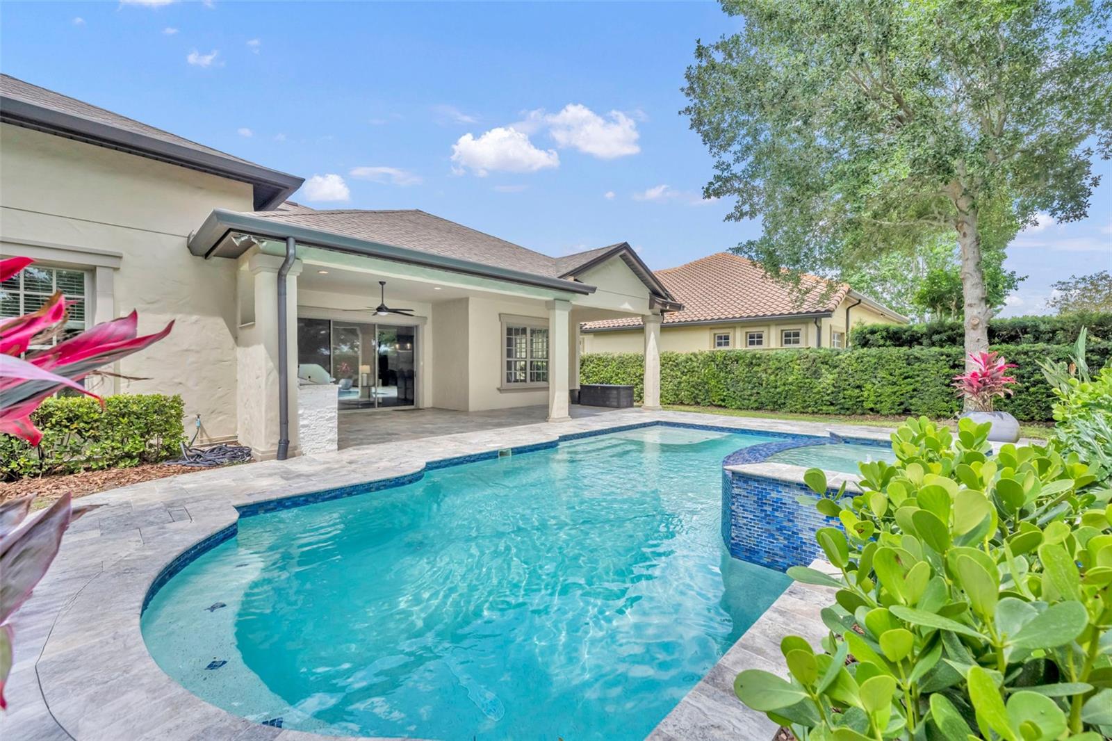WINDSONG-KNOWLES PLACE - Residential