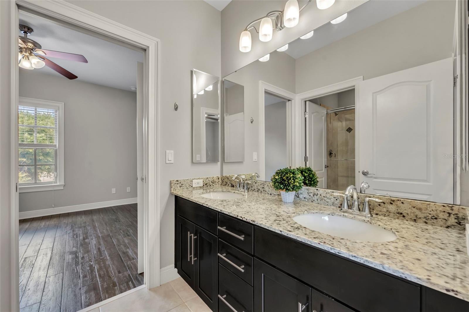 WINDSONG-KNOWLES PLACE - Residential