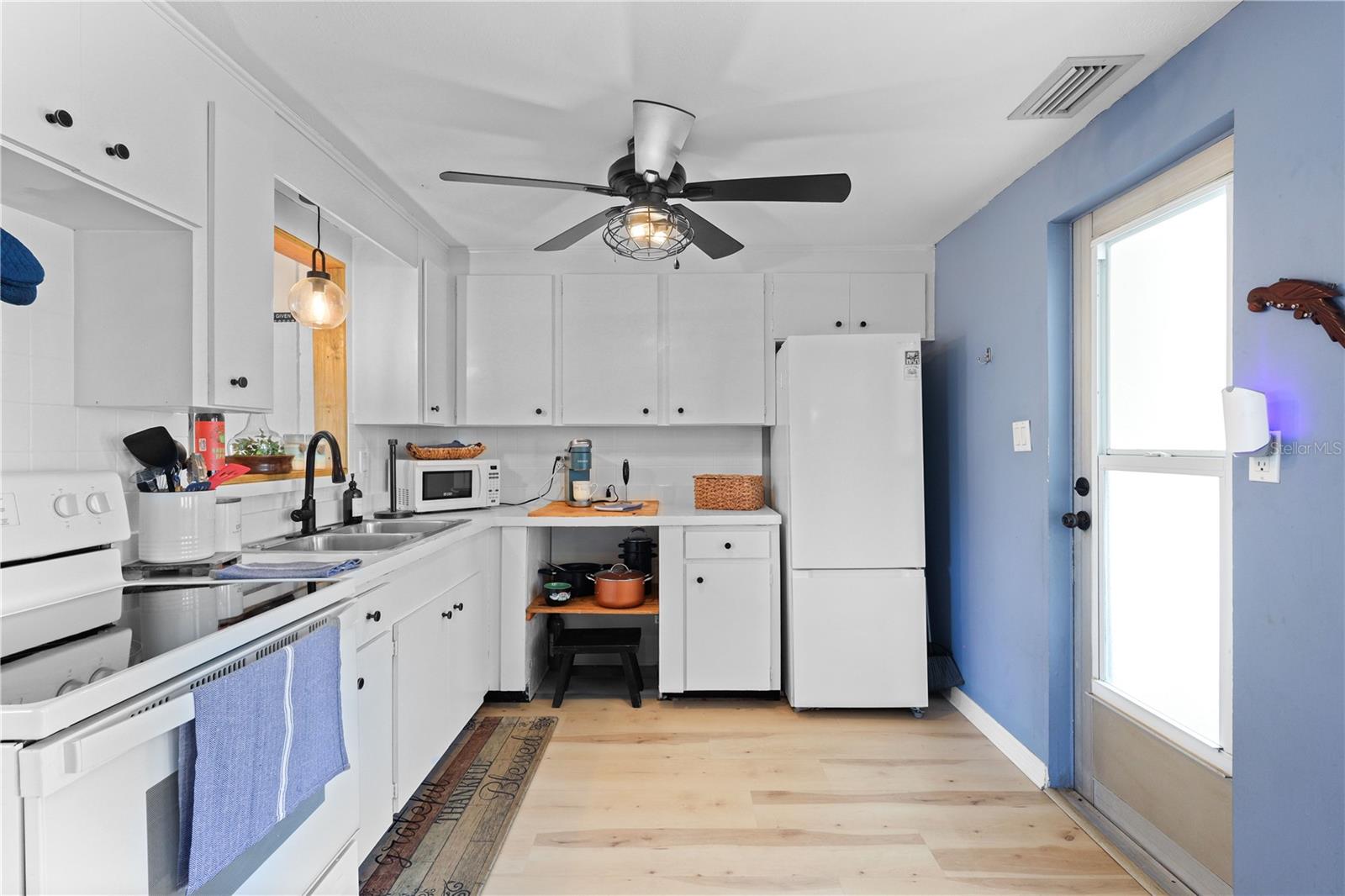 HORTON ESTATES - Residential