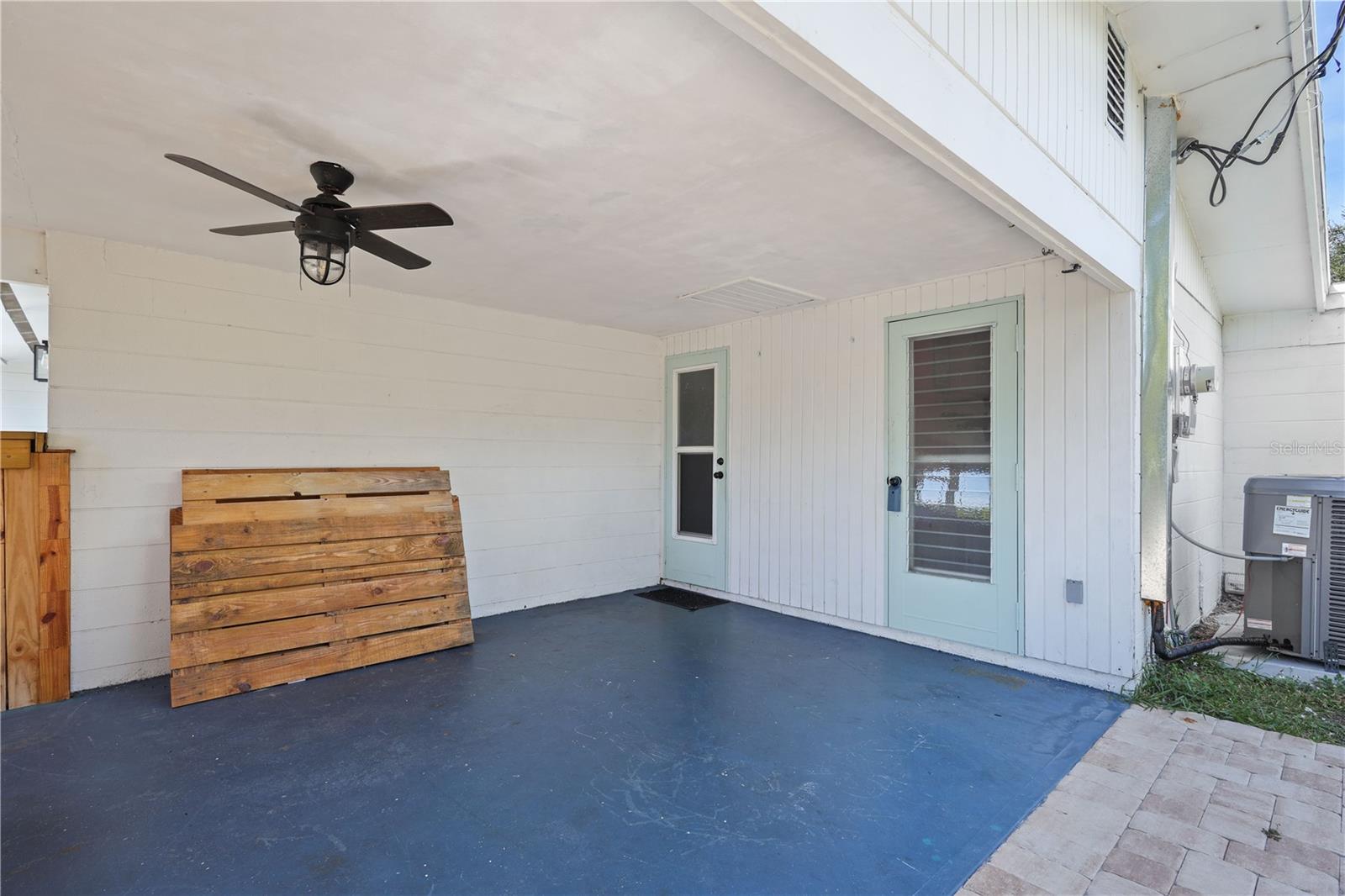 HORTON ESTATES - Residential