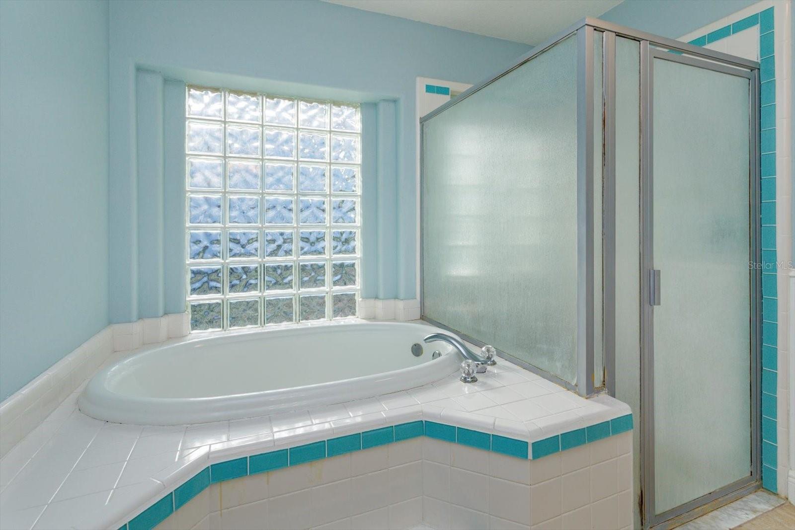 VILLAGE GREEN - Residential Lease