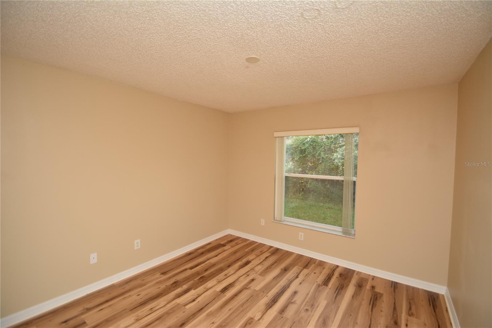 PINE GROVE - Residential Lease