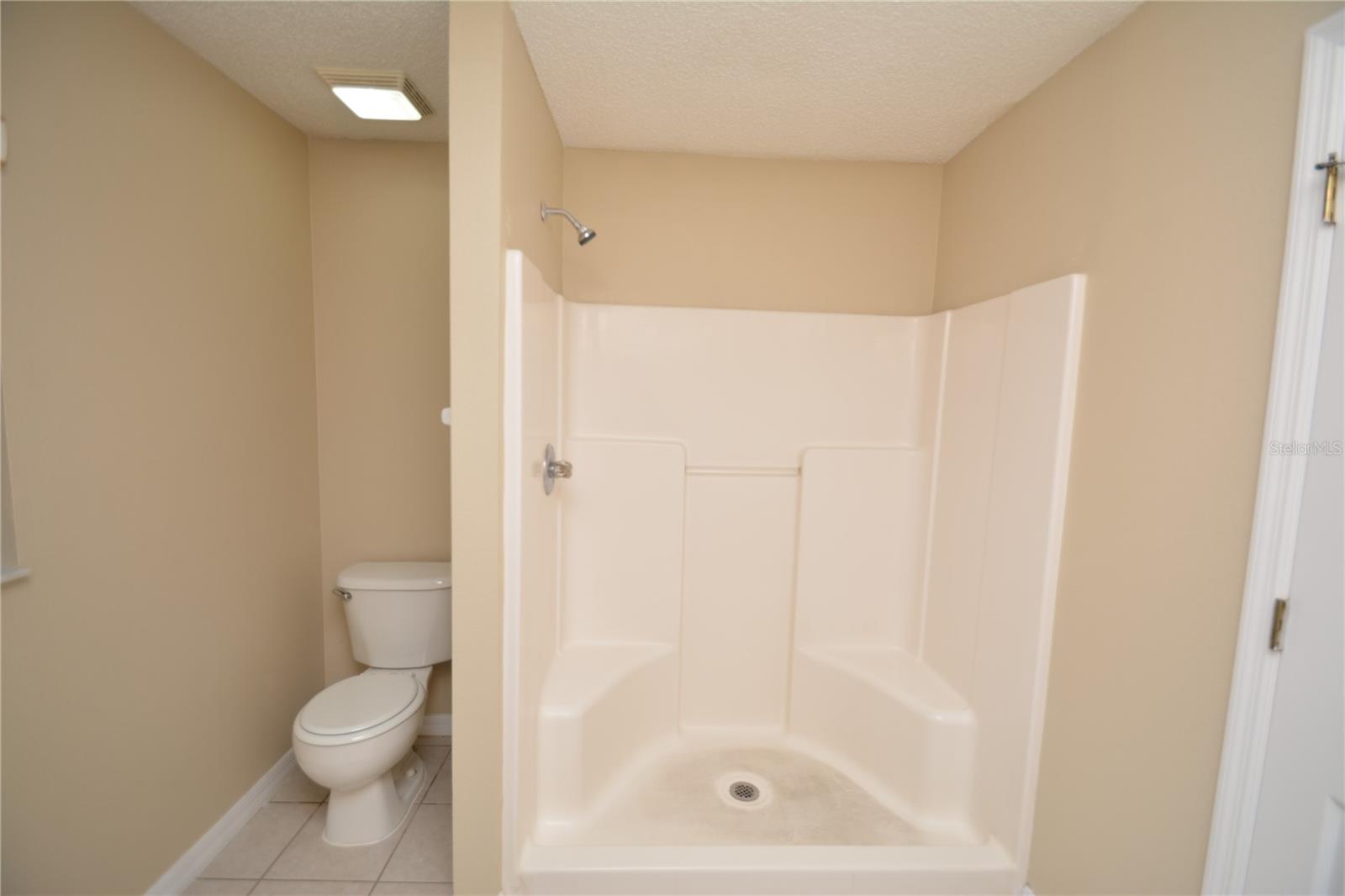 PINE GROVE - Residential Lease