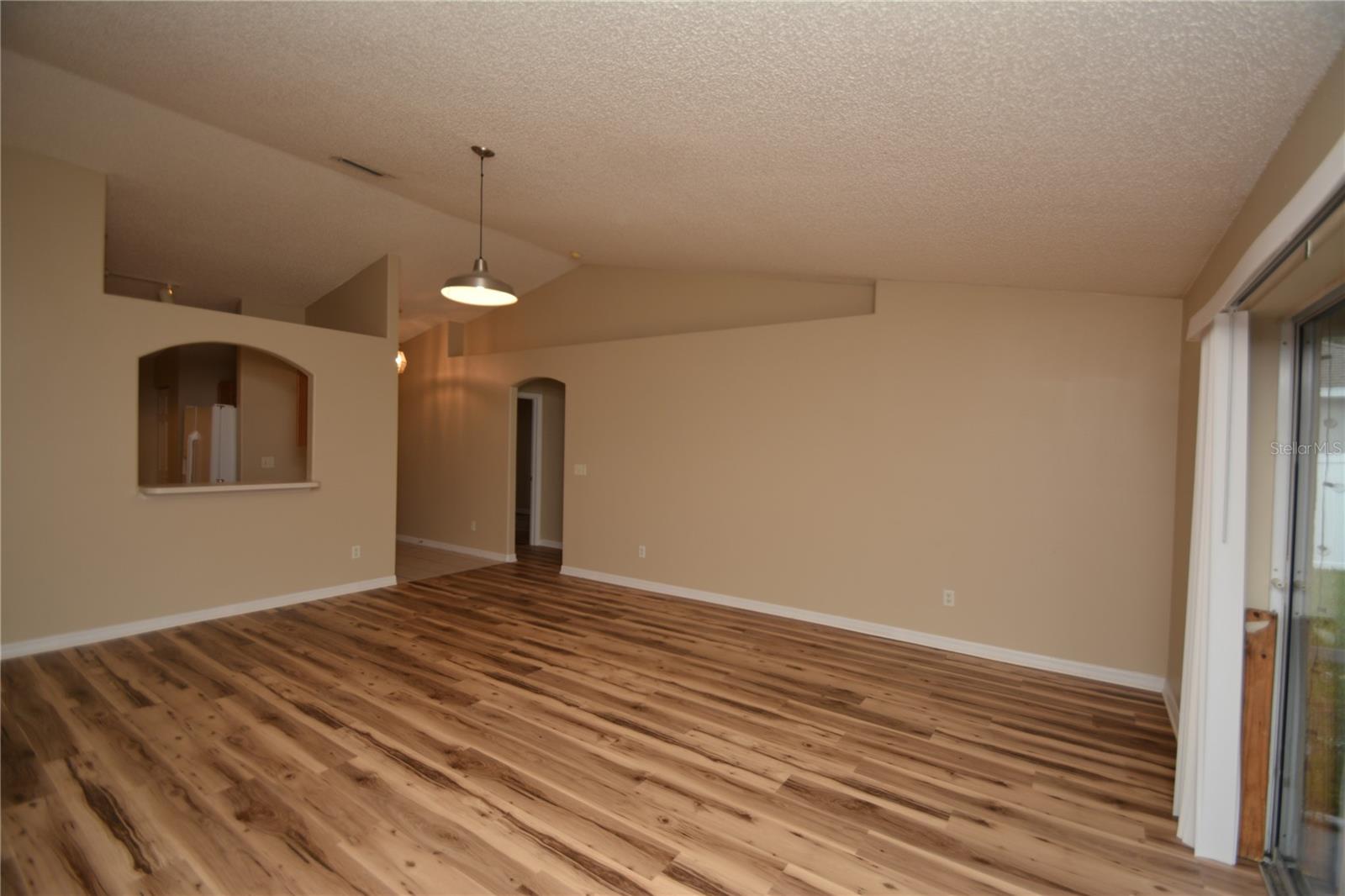 PINE GROVE - Residential Lease