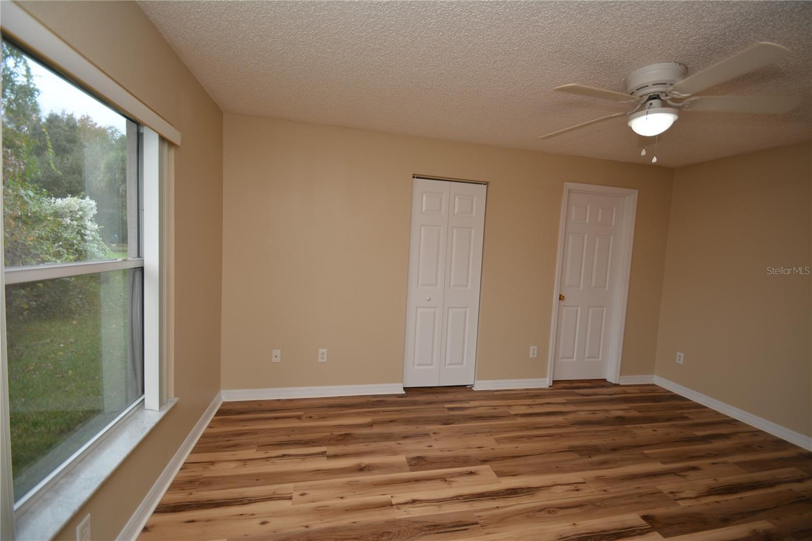 PINE GROVE - Residential Lease