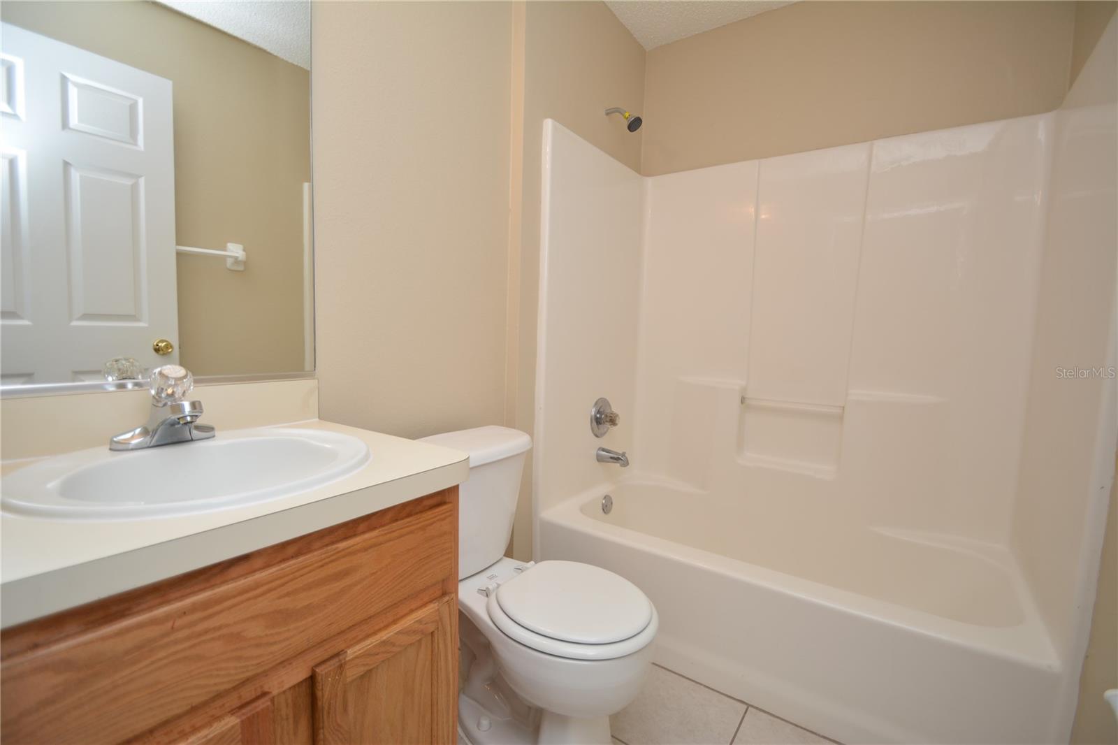 PINE GROVE - Residential Lease