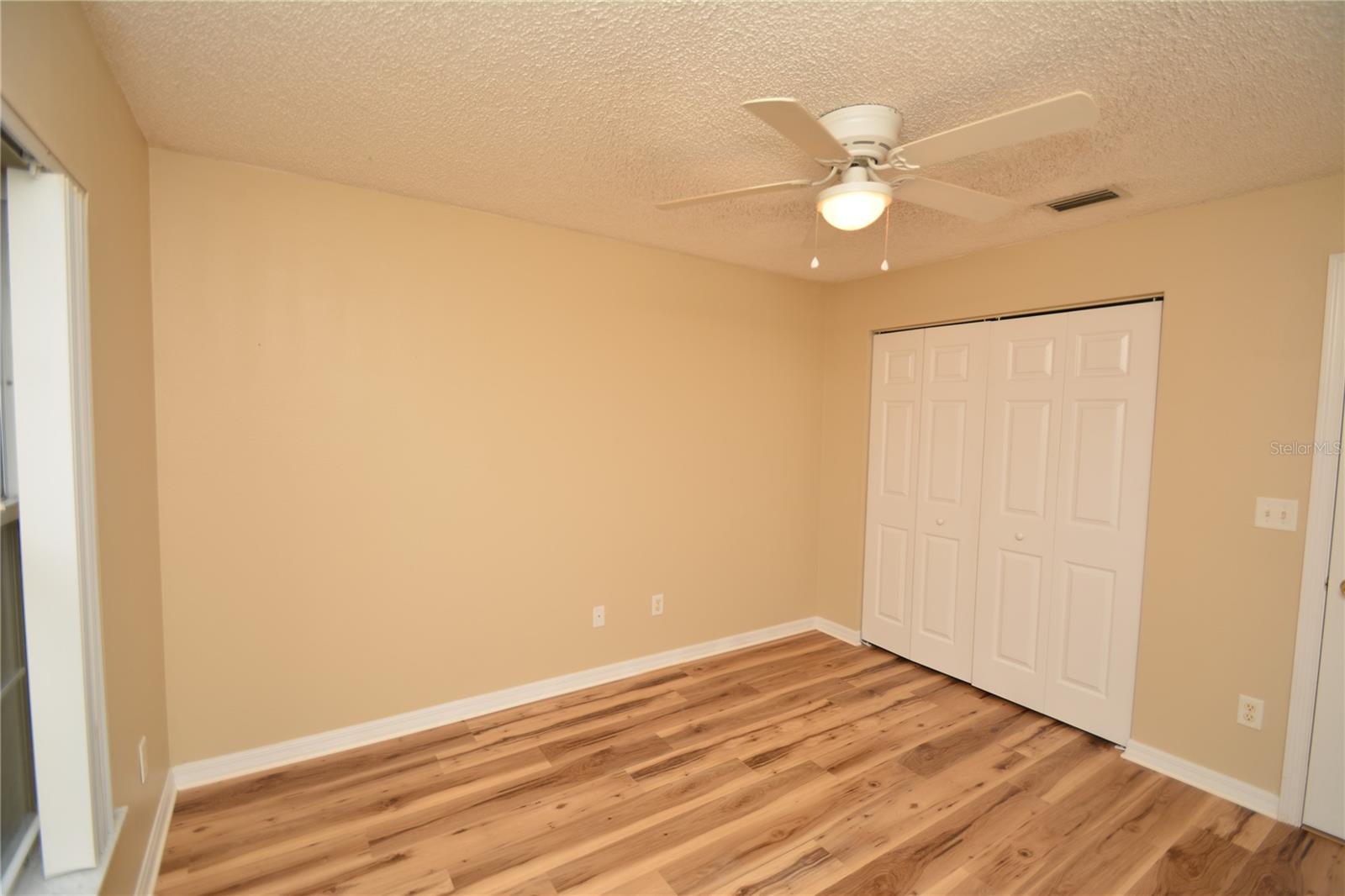 PINE GROVE - Residential Lease