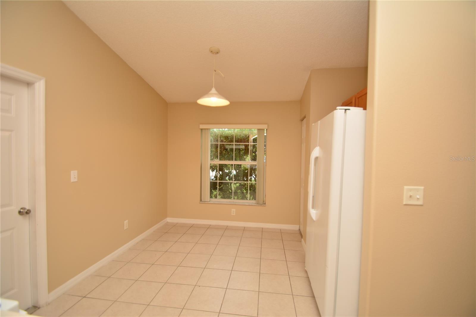 PINE GROVE - Residential Lease