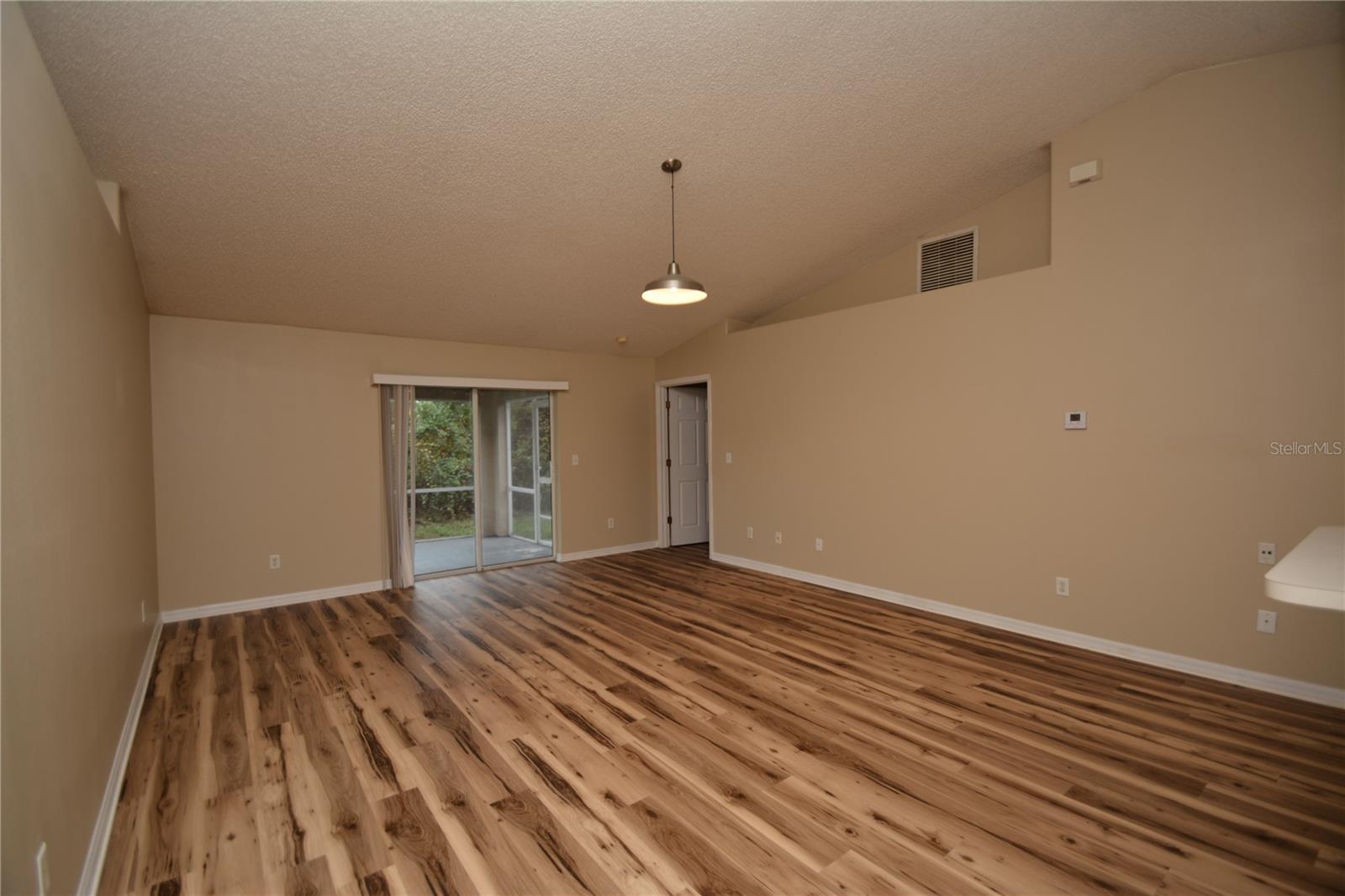 PINE GROVE - Residential Lease