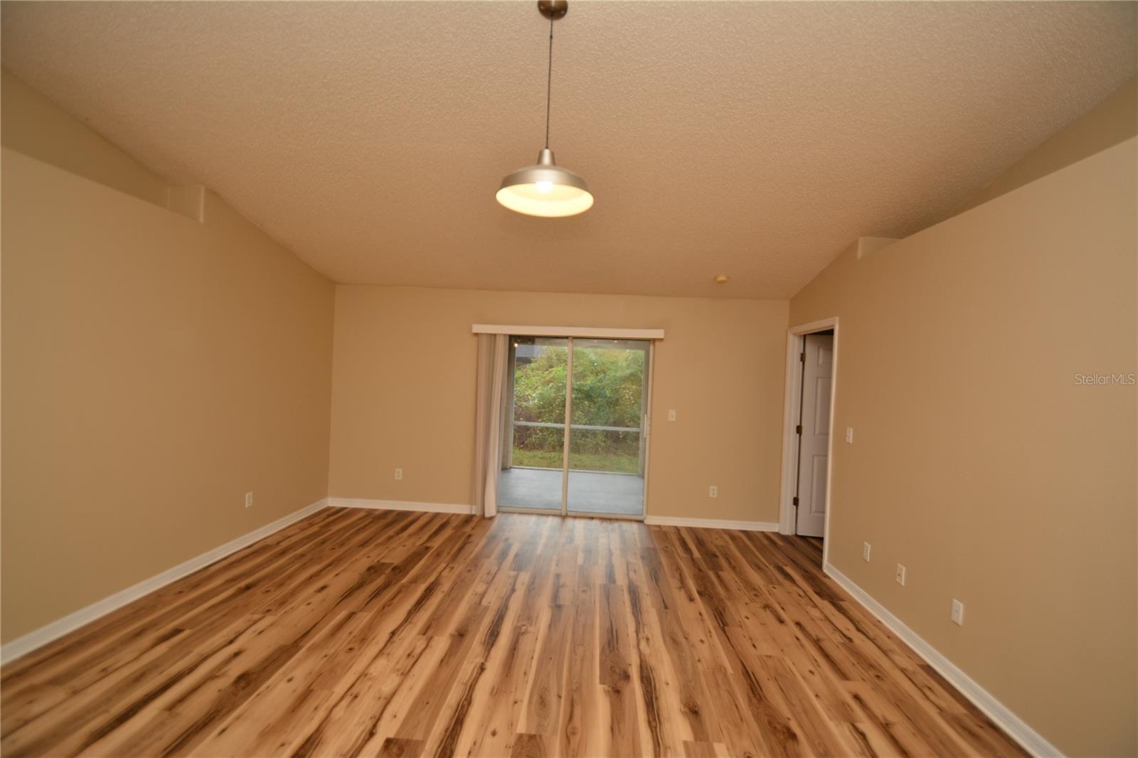 PINE GROVE - Residential Lease