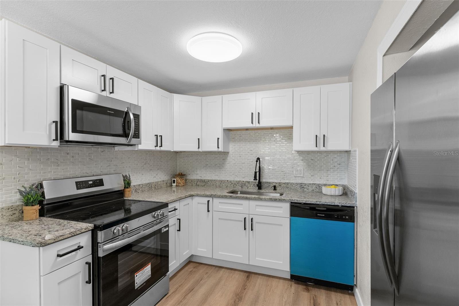 HIGHLAND TERRACE PARK - Residential