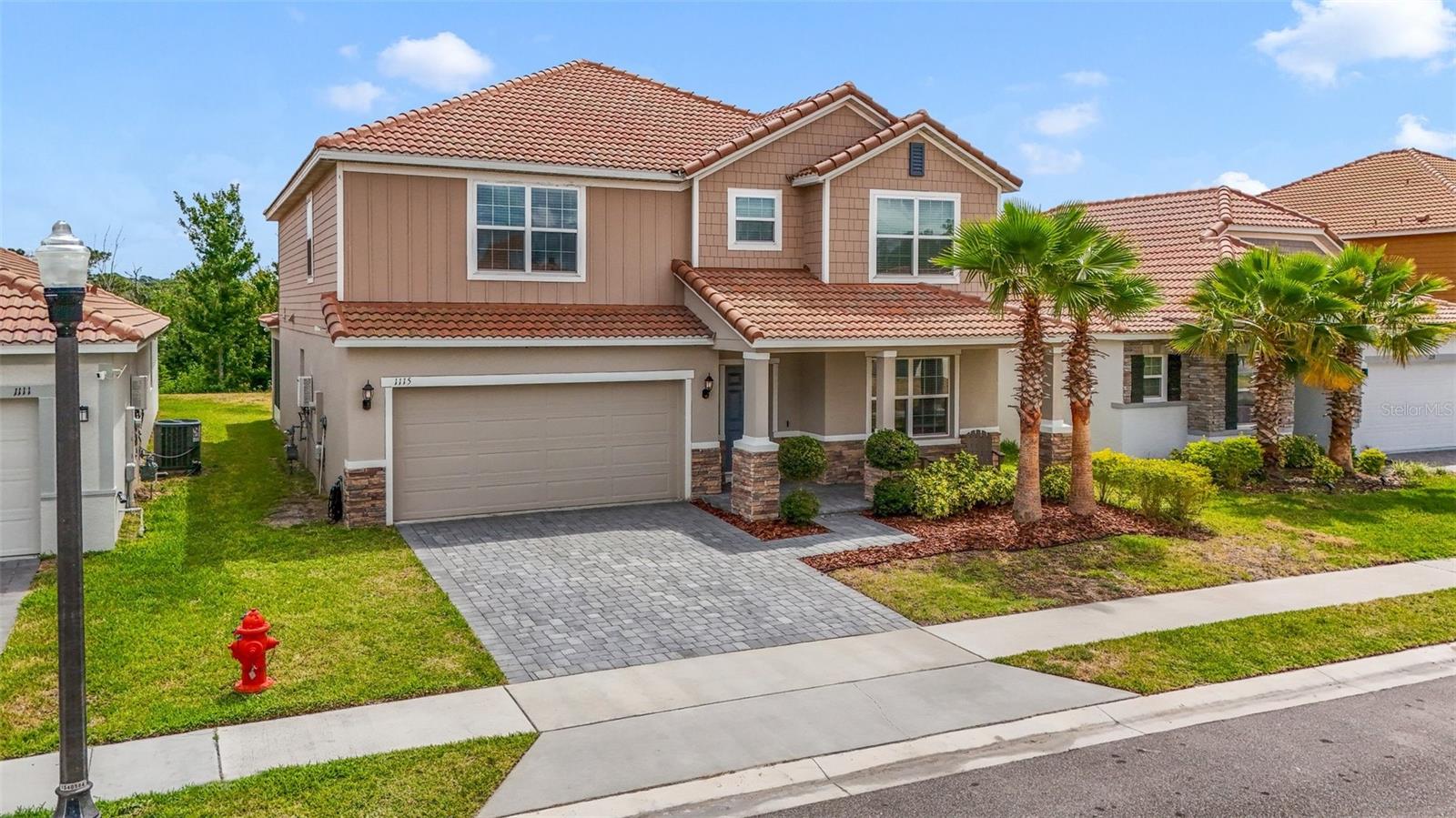 1115 OAK BLUFF DRIVE