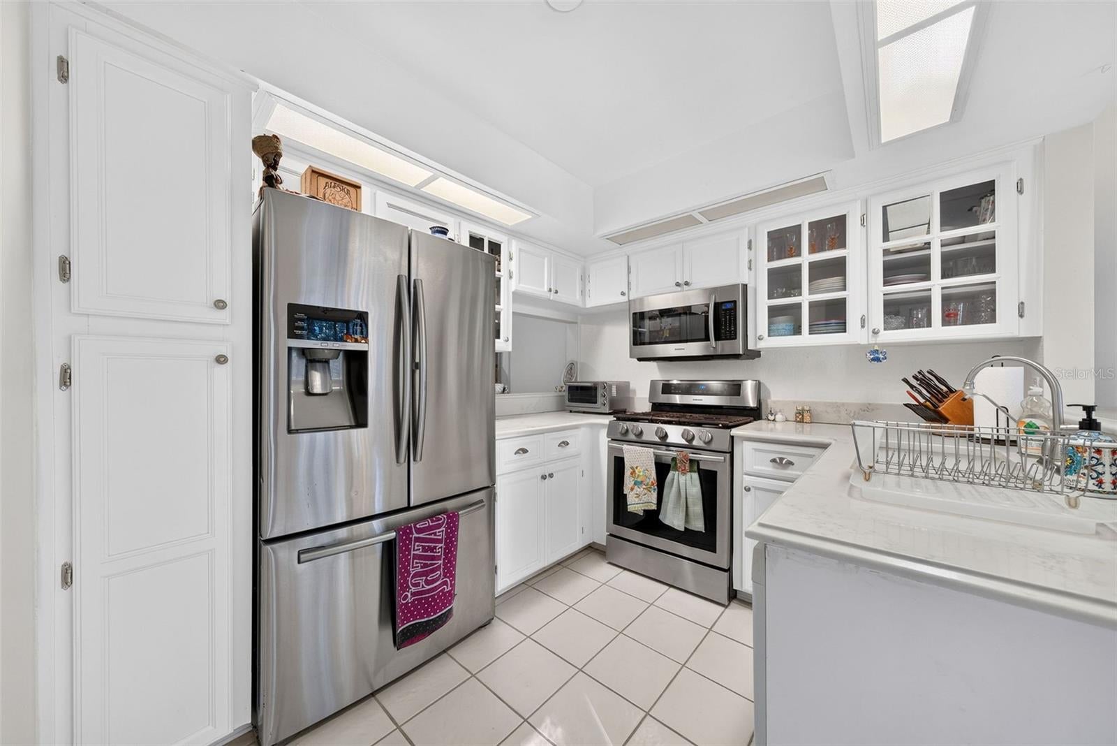 2312 SIERRA LANE 2312