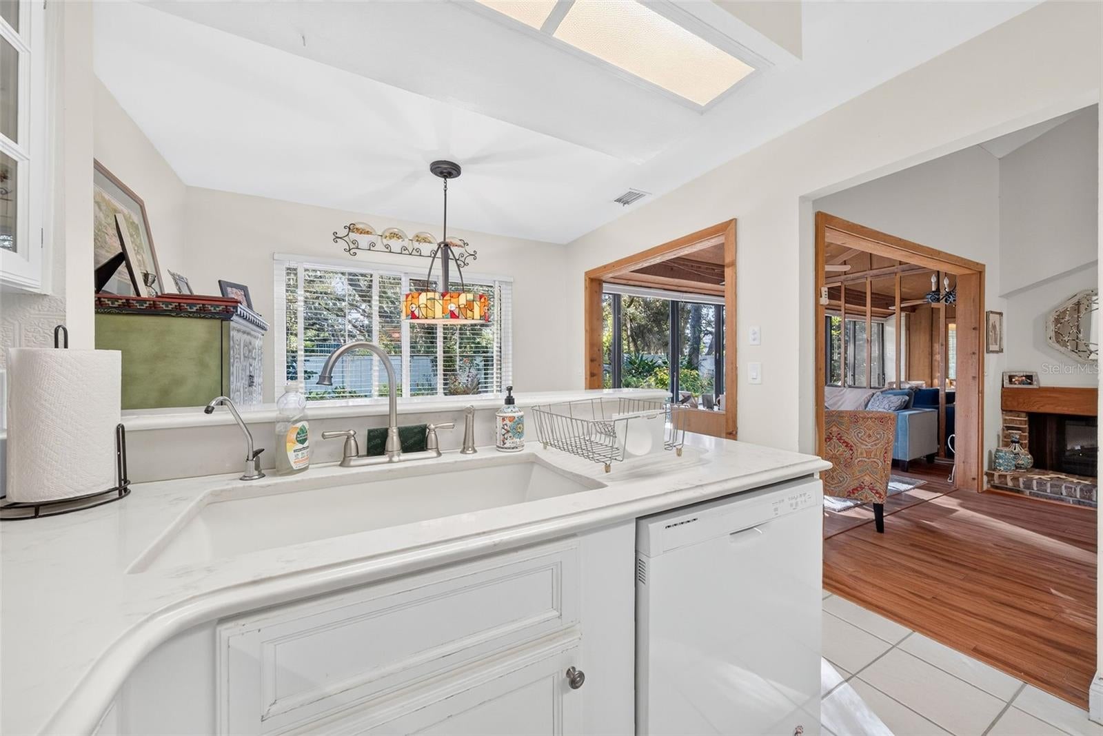 2312 SIERRA LANE 2312