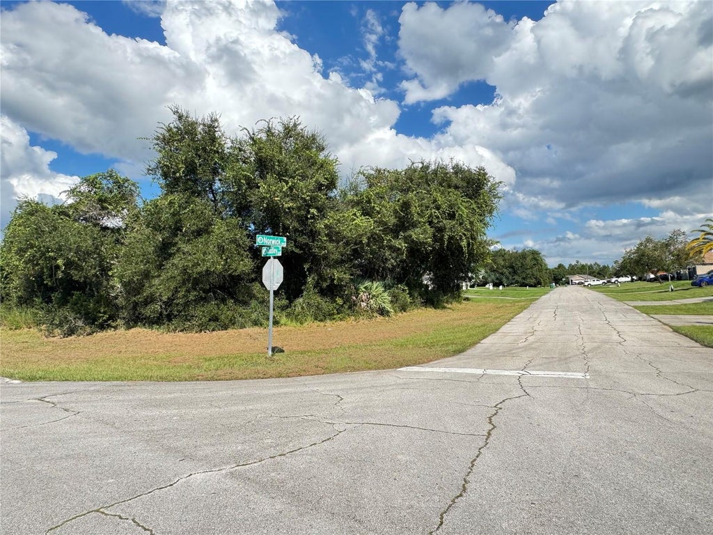 Photo of 2900 Norwick Street, Deltona, FL 32738 (MLS # O6450345)