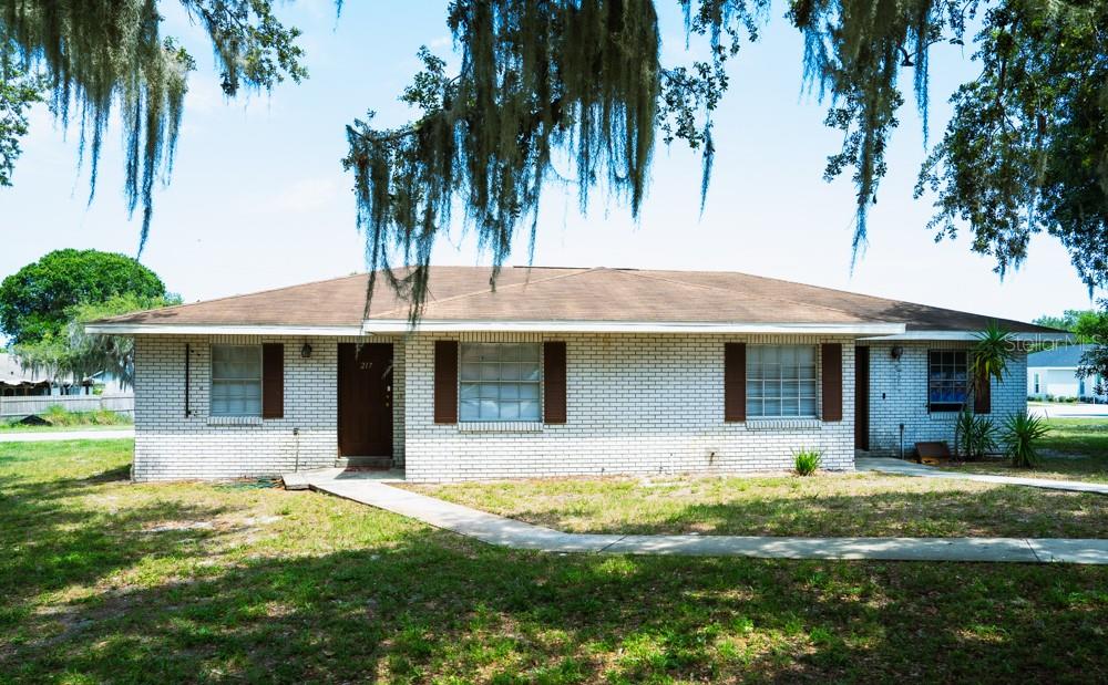 Don't miss this incredible investment opportunity or to live in one and rent the rest! Located in Auburndale and just steps from Lake Ariana! 2 units in the building, each unit has 2 bed 2bath. all leased in great condition, making this a truly turn-key, income-producing asset, with strong rental history and current rents at $1,250 per unit, you’ll enjoy consistent cash flow along with peace of mind. Nestled in the heart of Auburndale with convenient access to schools, Highways, and downtown.