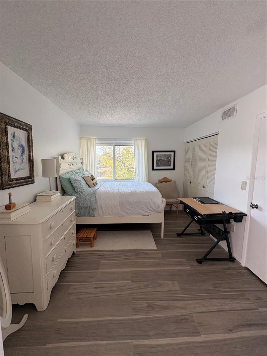 CHATEAU BELLEAIR CONDO - Residential